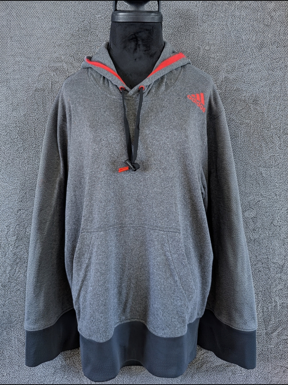 Adidas Gray Knit Hoodie with Red Accents - XL (Unisex)
